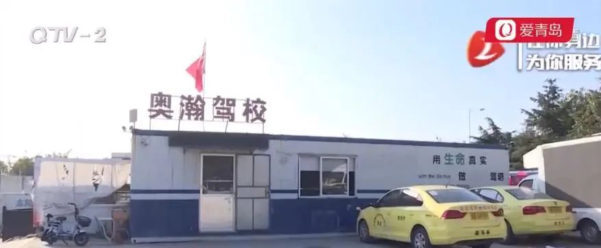 DƬ